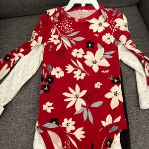 NWT - Carters 3 piece set. Size 9 months